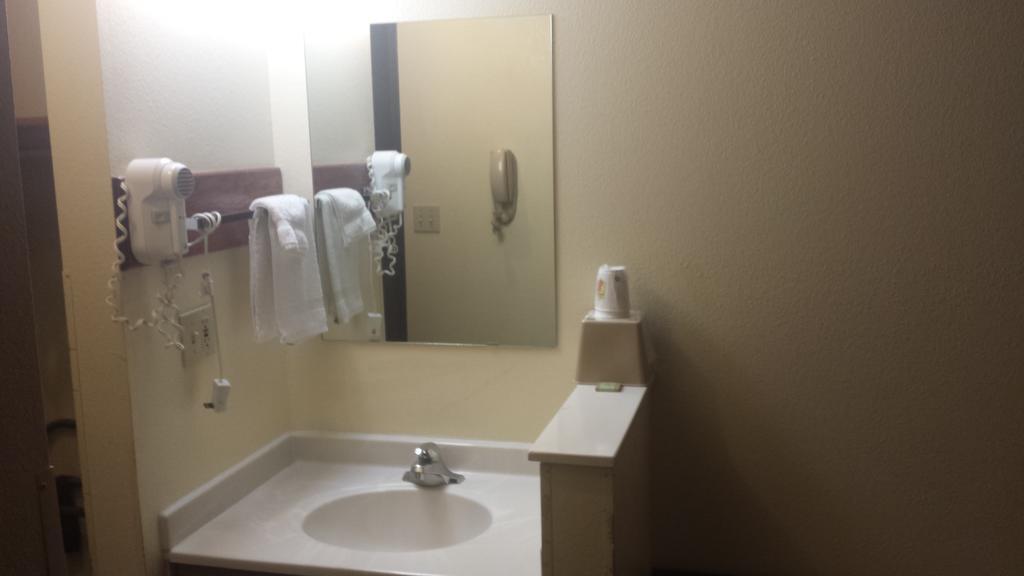 Super 8 By Wyndham Rawlins Wyoming Motel Luaran gambar