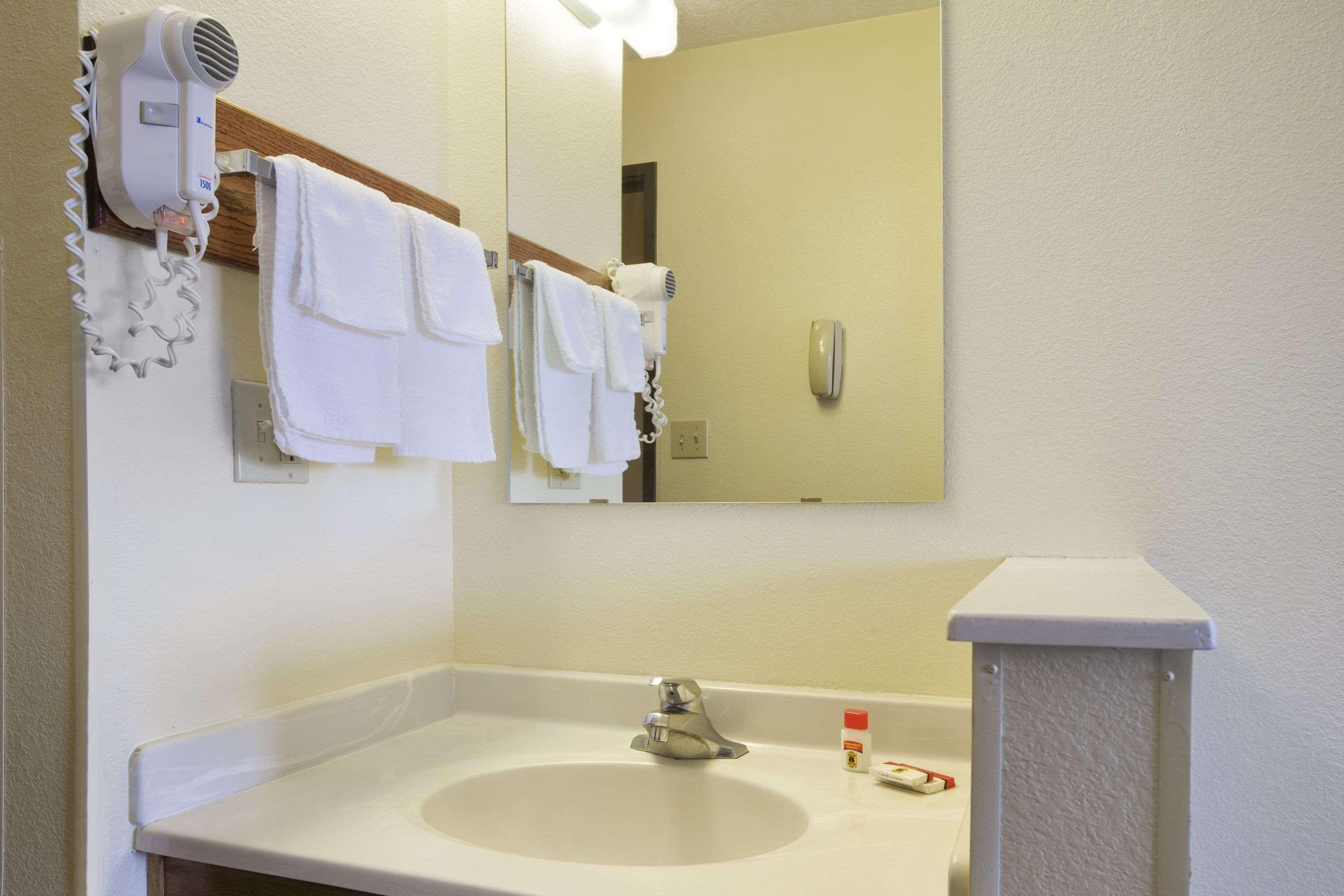 Super 8 By Wyndham Rawlins Wyoming Motel Luaran gambar